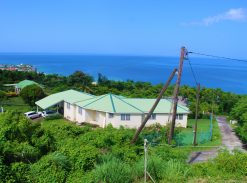 4 bedrooms, 3.5 baths family house in Checkhall, Dominica – EC$1,300,000 / US$486,891