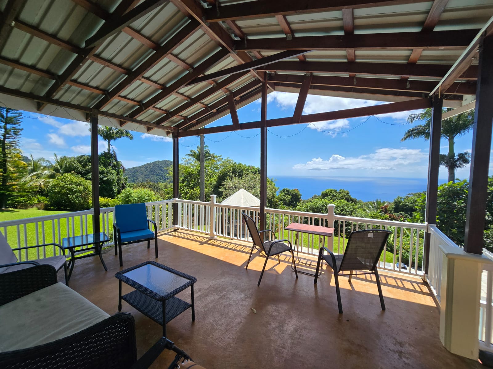 4 bedrooms, 5 bathrooms, fully furnished house in Beau Bois, Dominica – US$800,000 / EC$2,172,520 Million