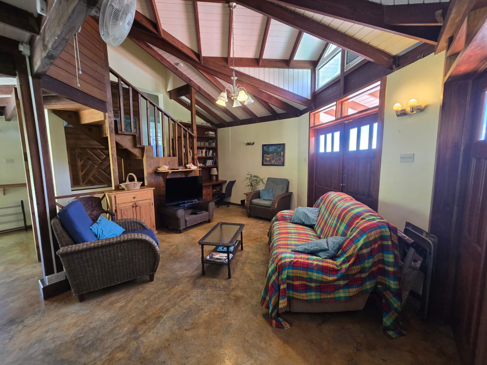 4 bedrooms, 5 bathrooms, fully furnished house in Beau Bois, Dominica – US$800,000 / EC$2,172,520 Million