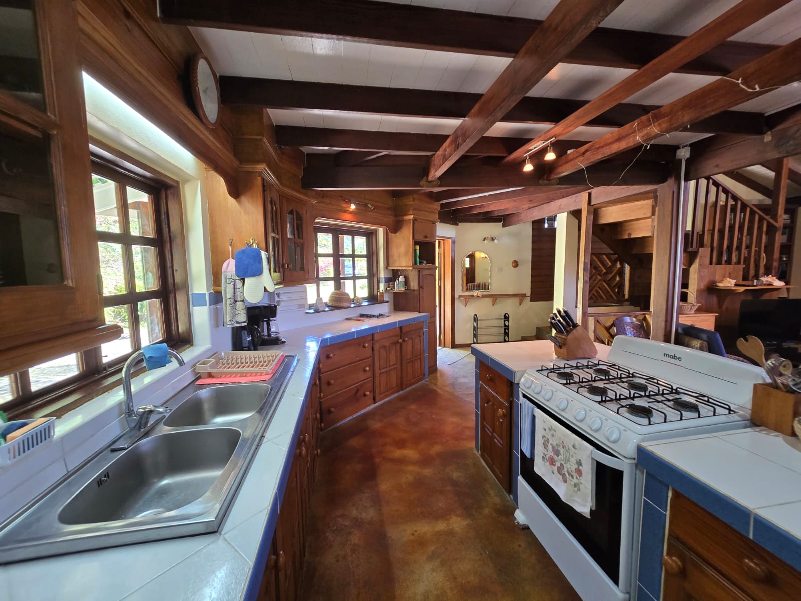 4 bedrooms, 5 bathrooms, fully furnished house in Beau Bois, Dominica – US$800,000 / EC$2,172,520 Million