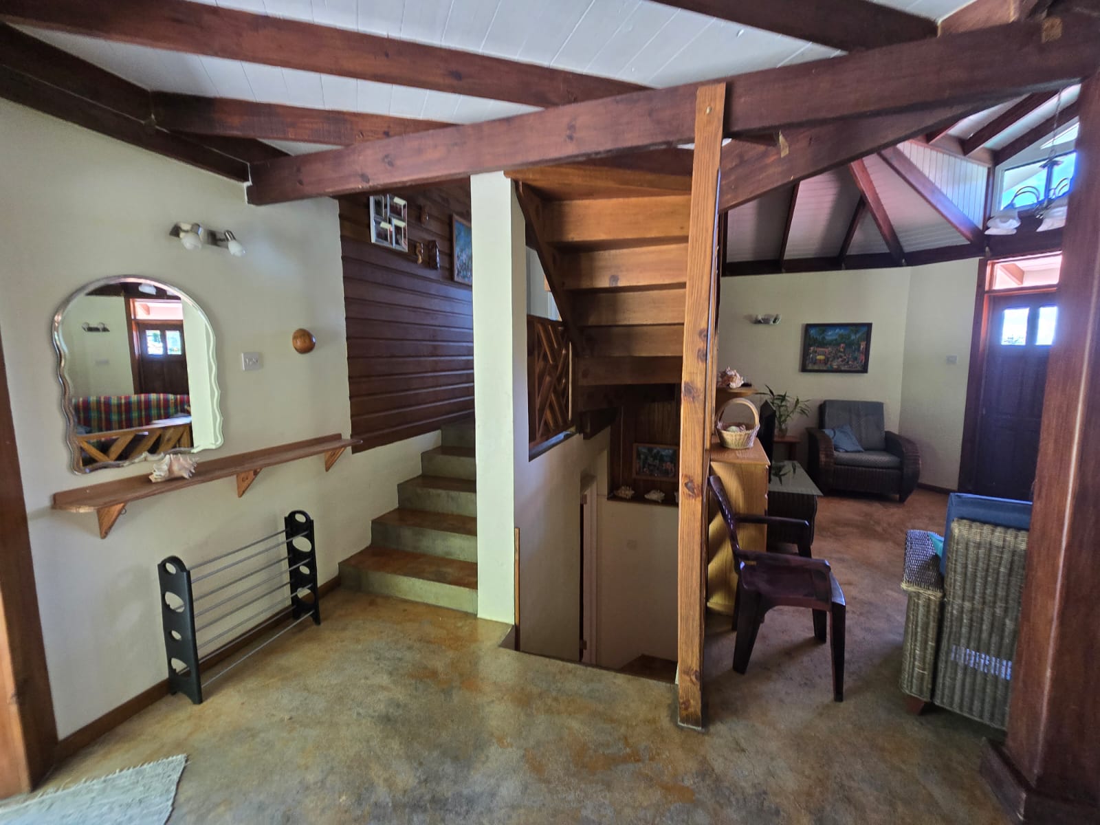 4 bedrooms, 5 bathrooms, fully furnished house in Beau Bois, Dominica – US$800,000 / EC$2,172,520 Million