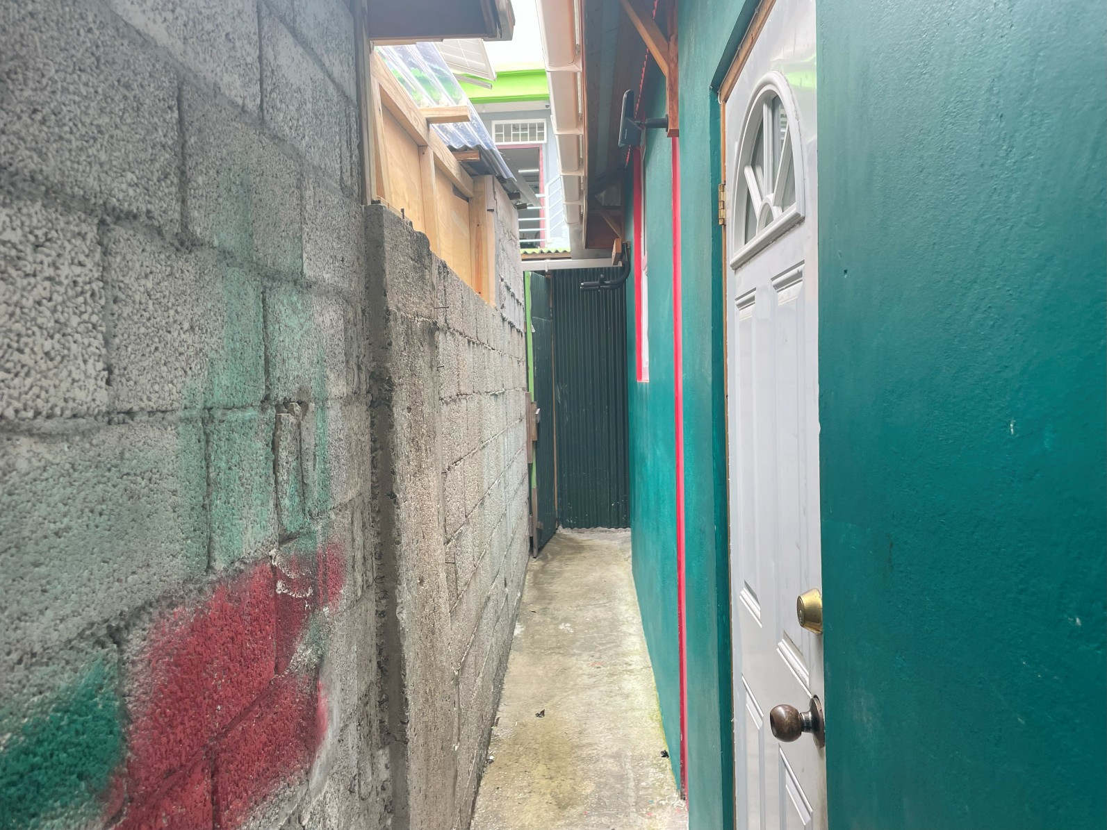 Commercial space for rent in Roseau, Dominica – EC$5000 / US$1875 monthly