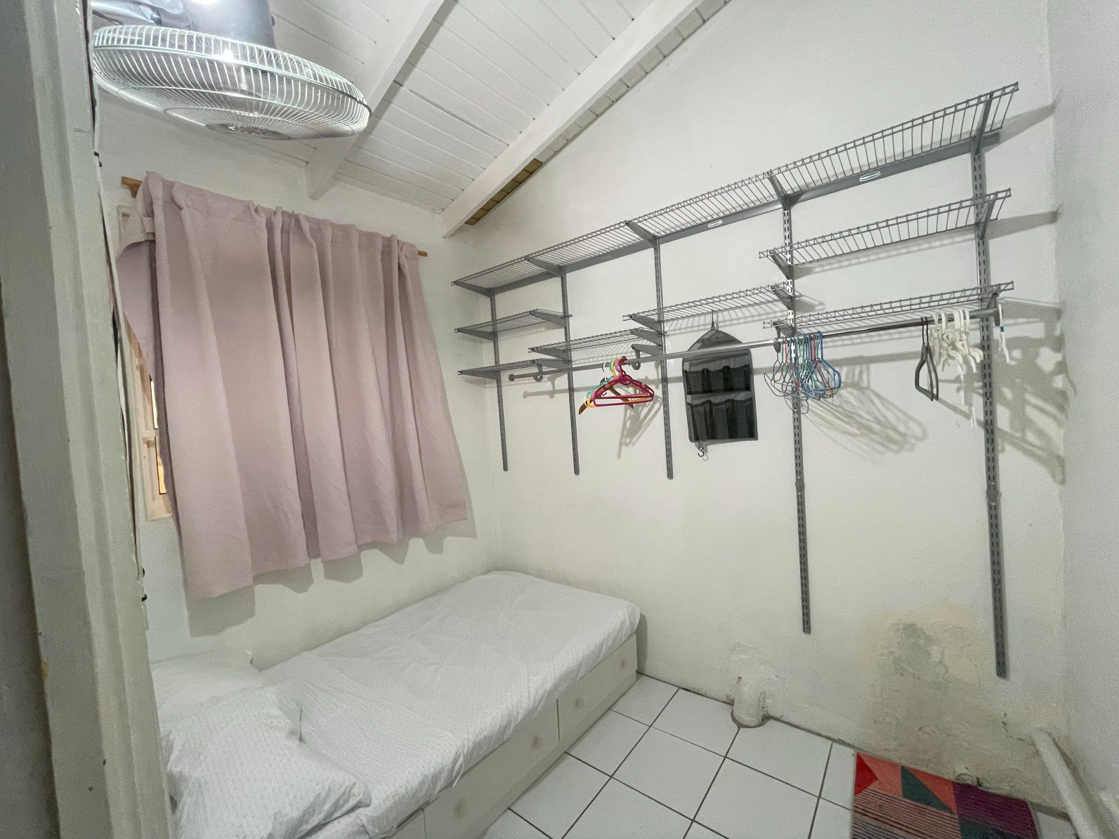 2 private offices , 1 bath  commercial space  for rent in Roseau, Dominica -EC$4200 /  US$1575 monthly