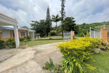 2 bedrooms, 2 baths house for rent in Morne Daniel , Dominica – EC$4500 / US$1685 monthly