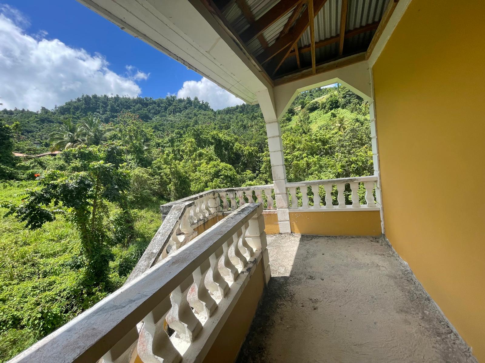 4 storey apartment building for sale in Picard, Portsmouth – EC$720,000 / US$265,000