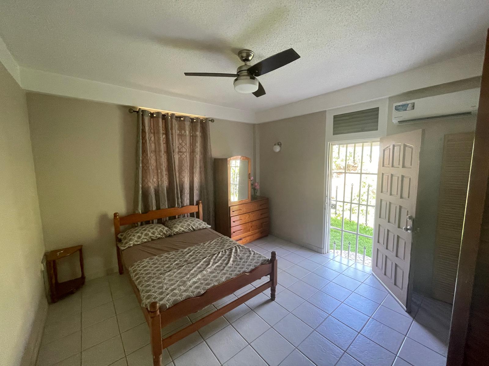 2 bedrooms, 1.5 bath house for rent in Checkhall, Dominica – EC$3000 / US$1124 monthly