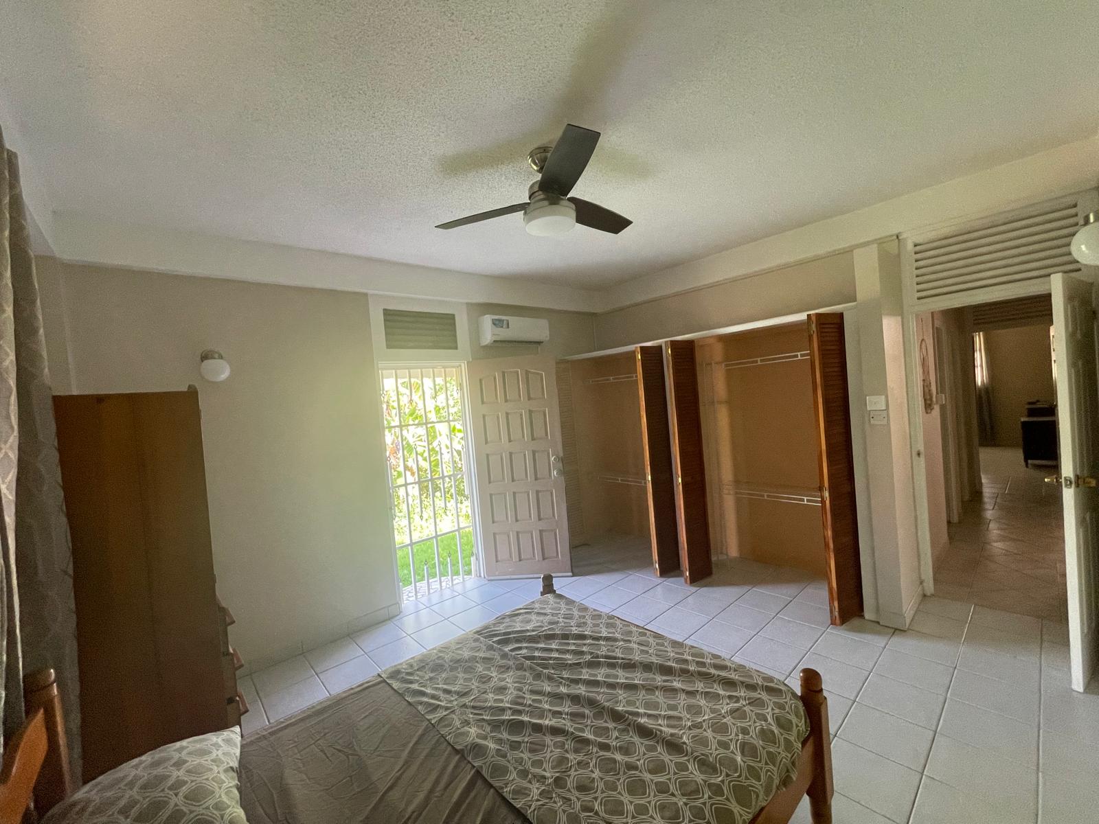 2 bedrooms, 1.5 bath house for rent in Checkhall, Dominica – EC$3000 / US$1124 monthly
