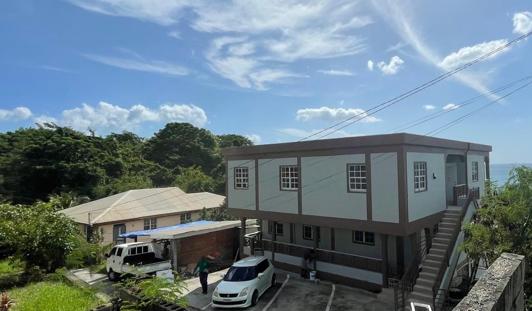 3 bedrooms, 2 baths top floor for rent in Checkhall, Dominica -EC$3000 / US$1125monthly