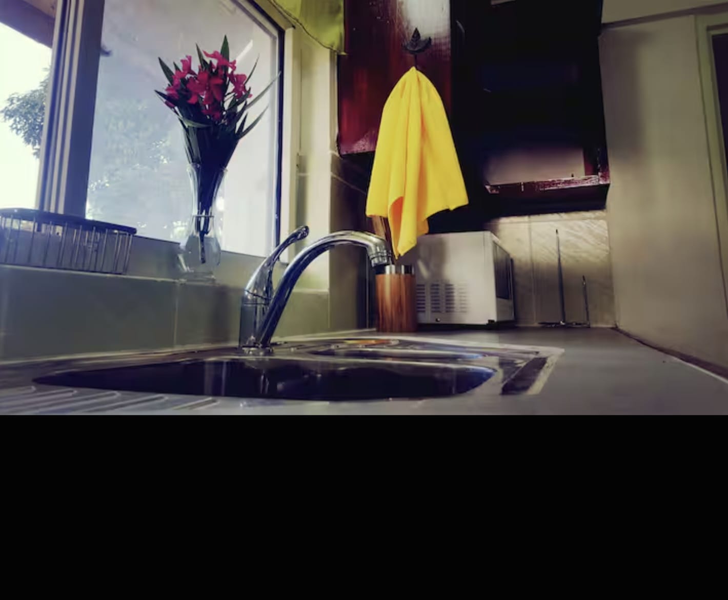 1 bedroom, 1 bath apartment for rent in Pond Casé, Dominica – EC$1500 / US$562 monthly