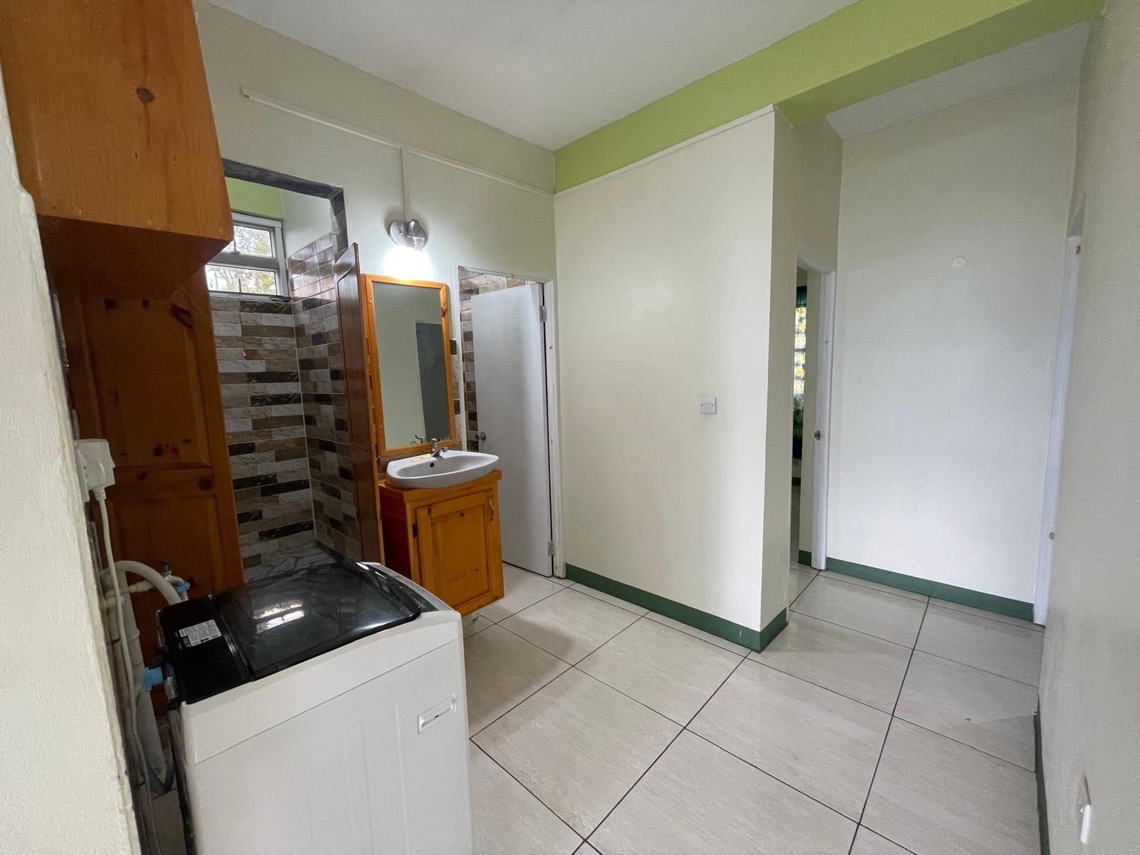 2 bedrooms, 1 bath apt for rent in Wallhouse, Dominica – EC$2000 /US$750 nmonthly