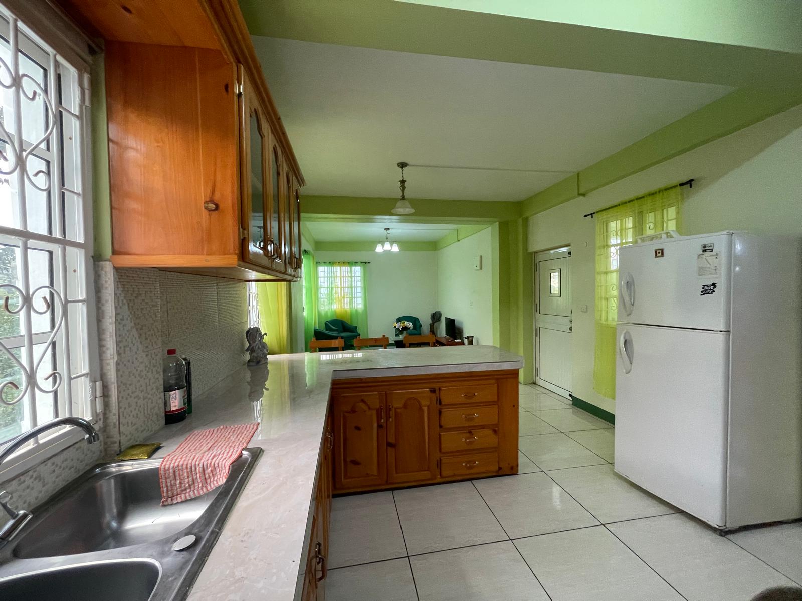 2 bedrooms, 1 bath apt for rent in Wallhouse, Dominica – EC$2000 /US$750 nmonthly