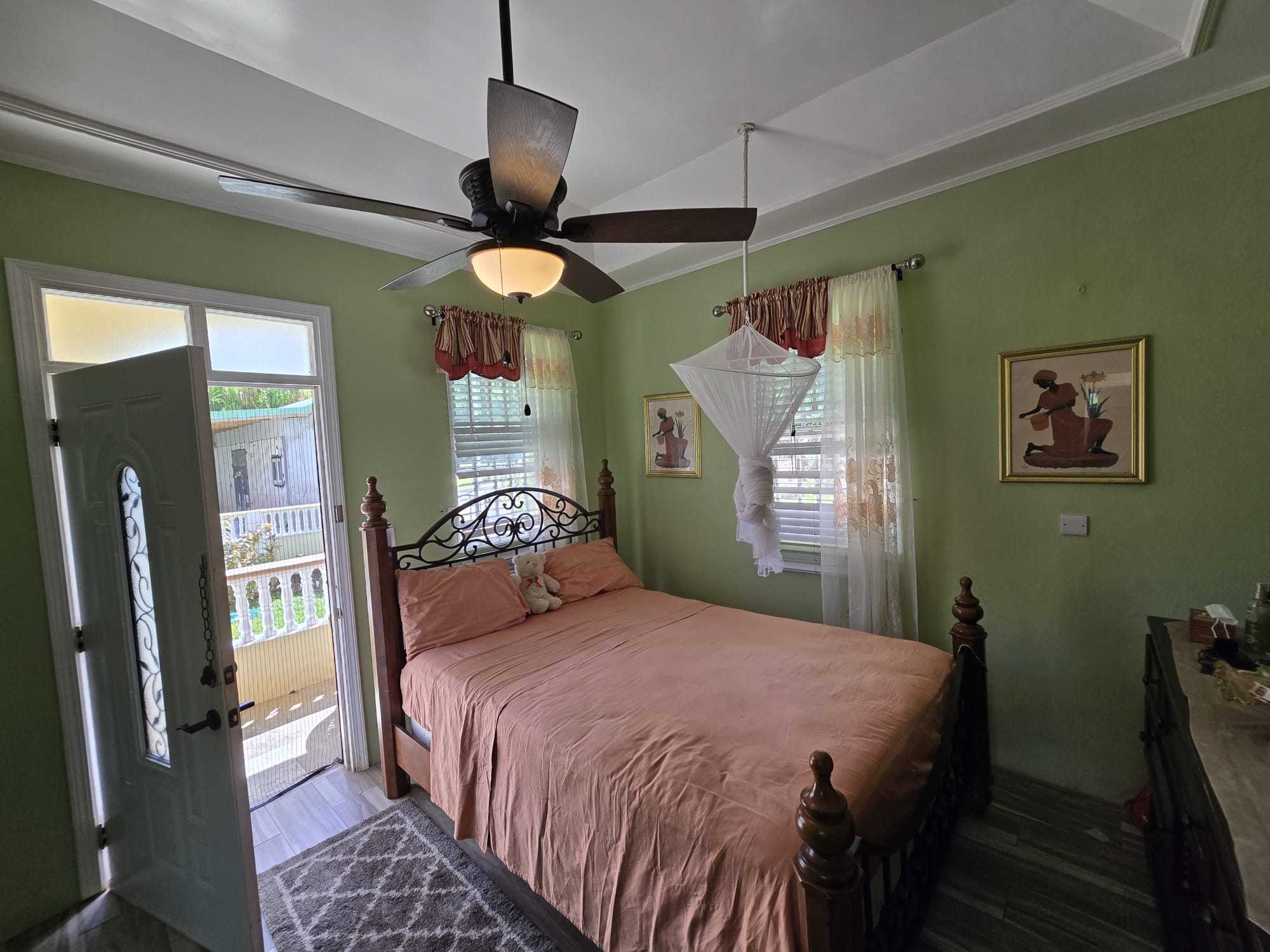 3 bedrooms, 2.5 baths house for sale in Anse de Mai, Dominica – EC$875,000 / US$327,715