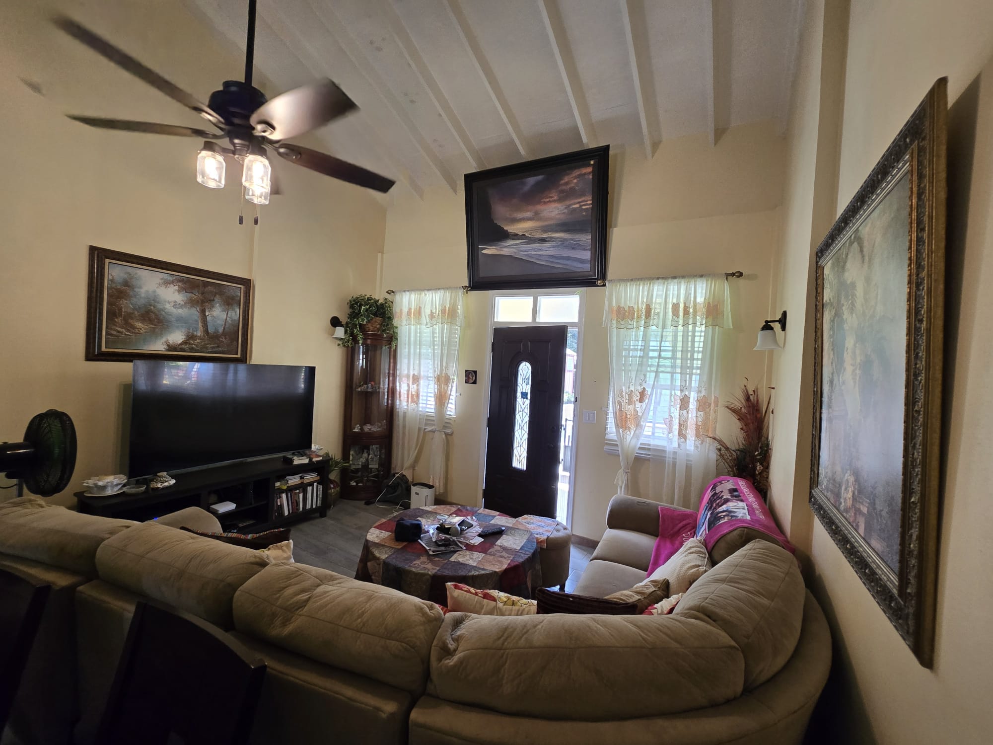 3 bedrooms, 2.5 baths house for sale in Anse de Mai, Dominica – EC$875,000 / US$327,715