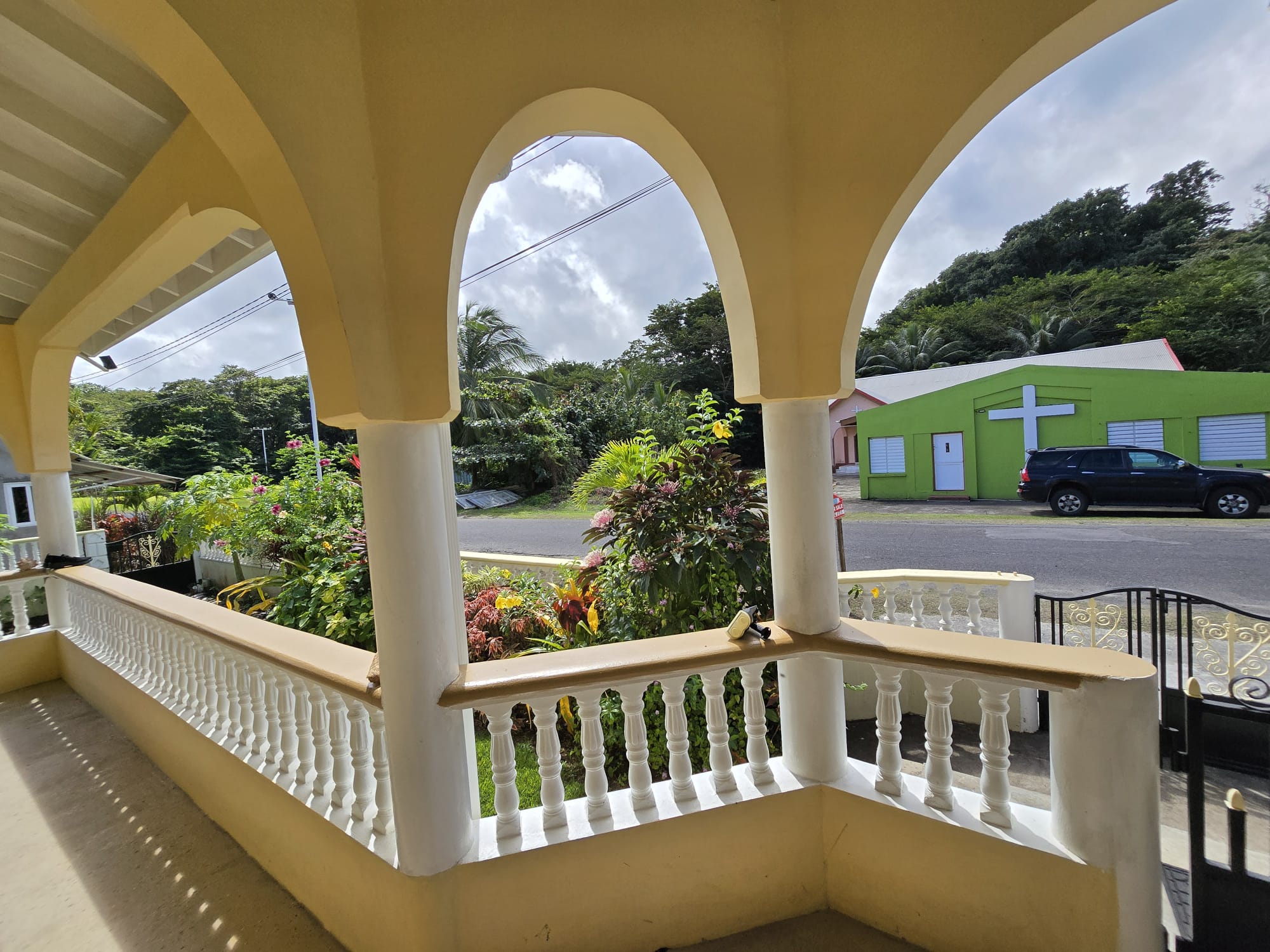 3 bedrooms, 2.5 baths house for sale in Anse de Mai, Dominica – EC$875,000 / US$327,715