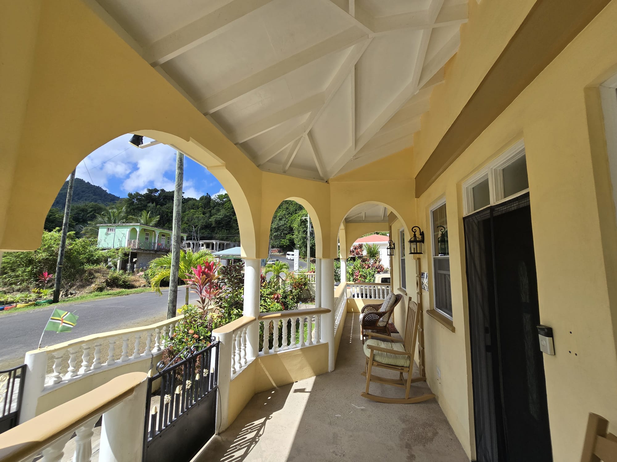 3 bedrooms, 2.5 baths house for sale in Anse de Mai, Dominica – EC$875,000 / US$327,715