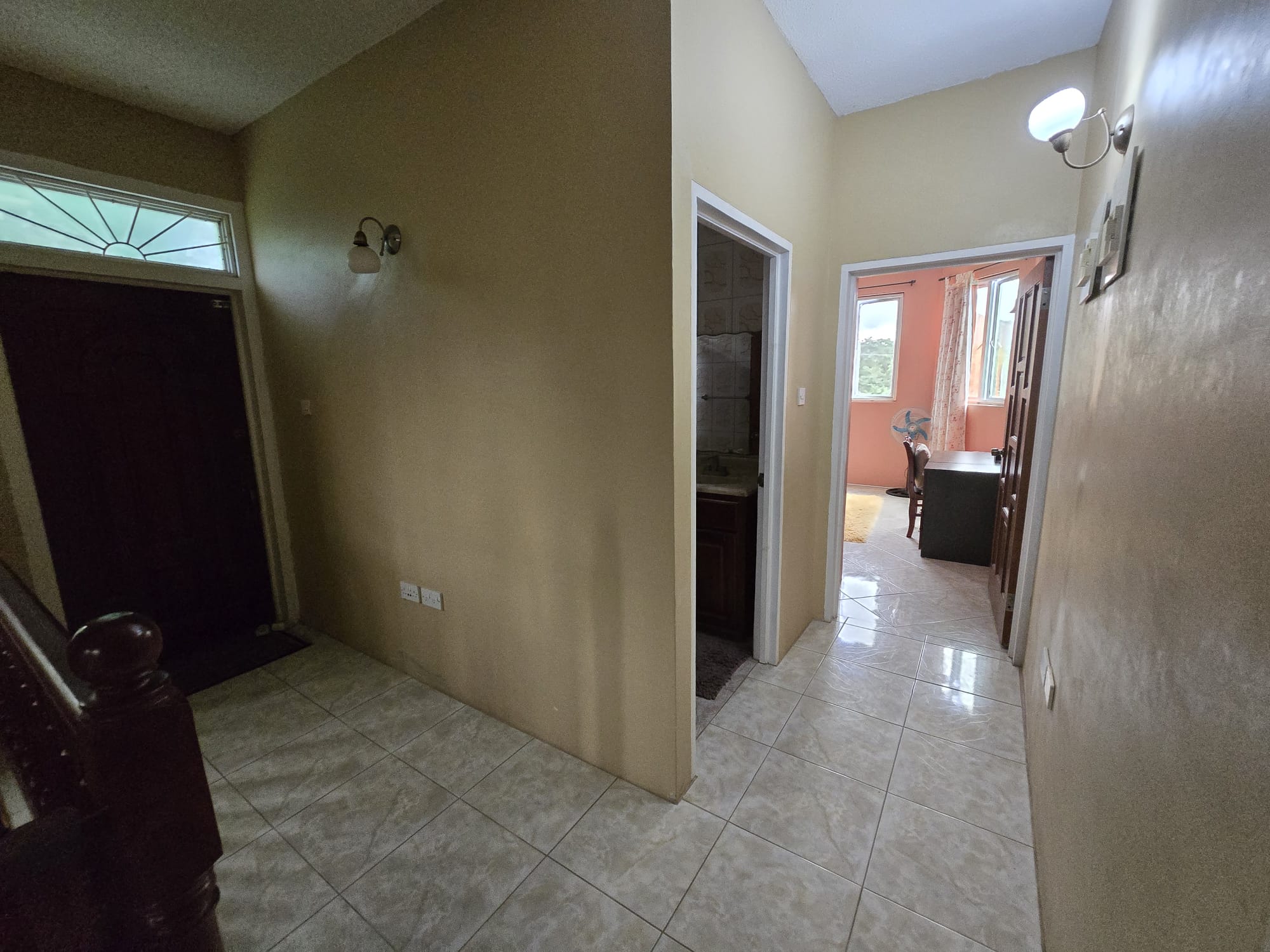 5 bedrooms, 3 baths (2 storey) house in Sultan, Dominica -EC$1,350,000 / US$505,618