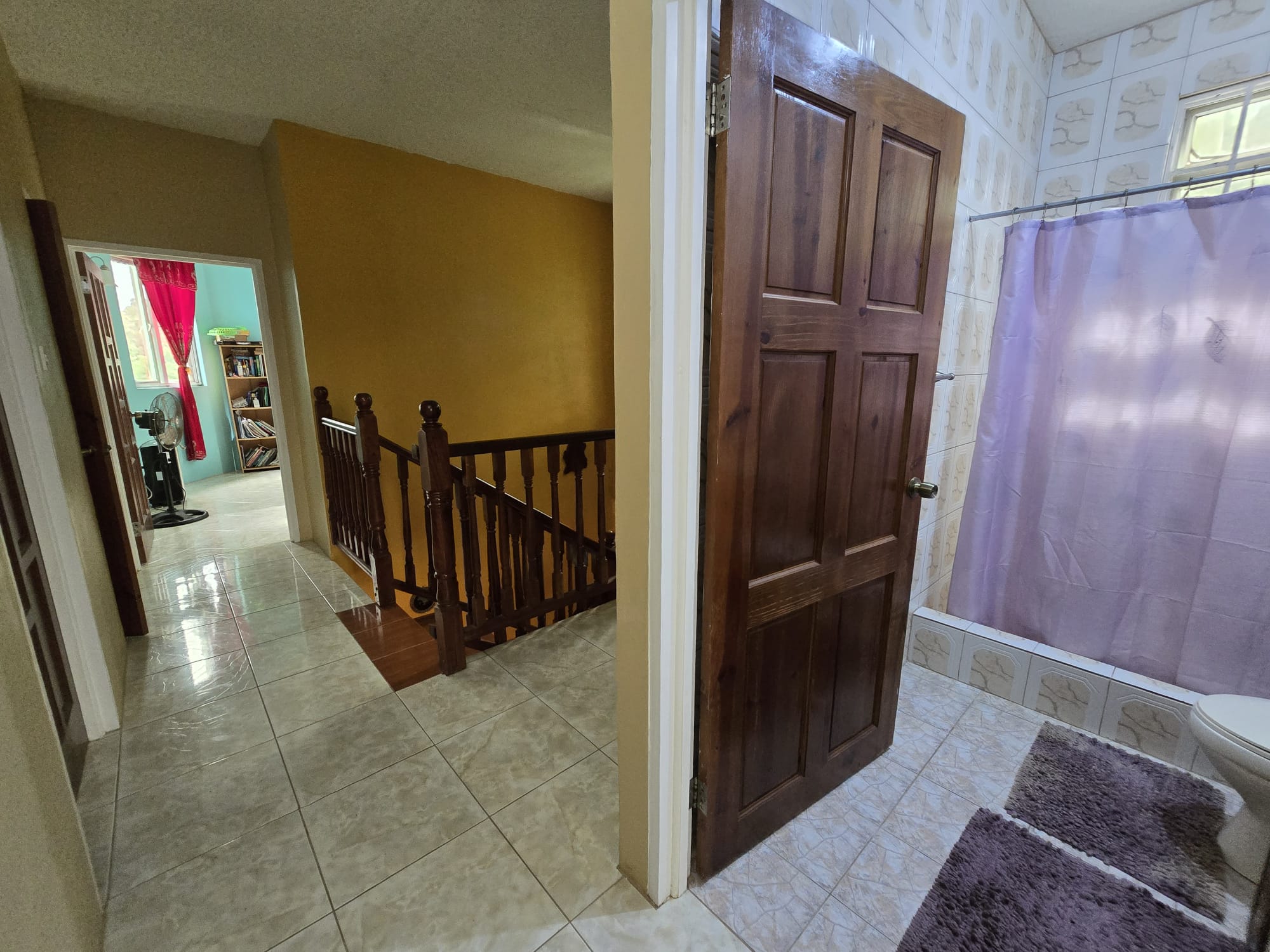 5 bedrooms, 3 baths (2 storey) house in Sultan, Dominica -EC$1,350,000 / US$505,618