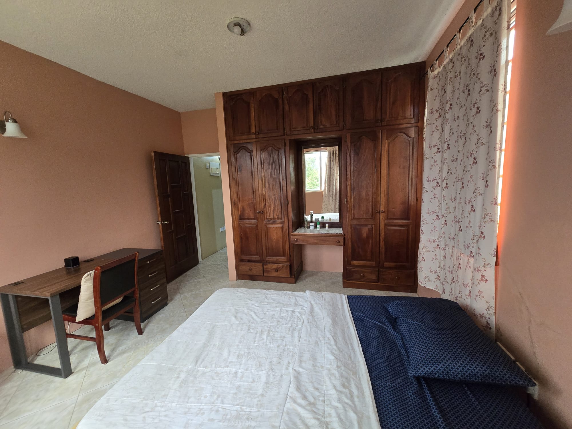 5 bedrooms, 3 baths (2 storey) house in Sultan, Dominica -EC$1,350,000 / US$505,618