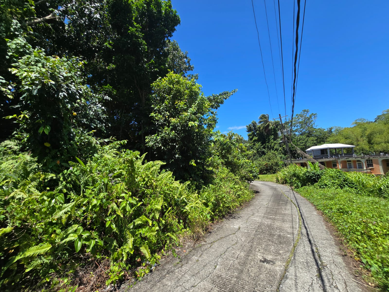9,643 sqft residential lot in Picard Portsmouth, Dominica – EC$241,075 / US$90,290