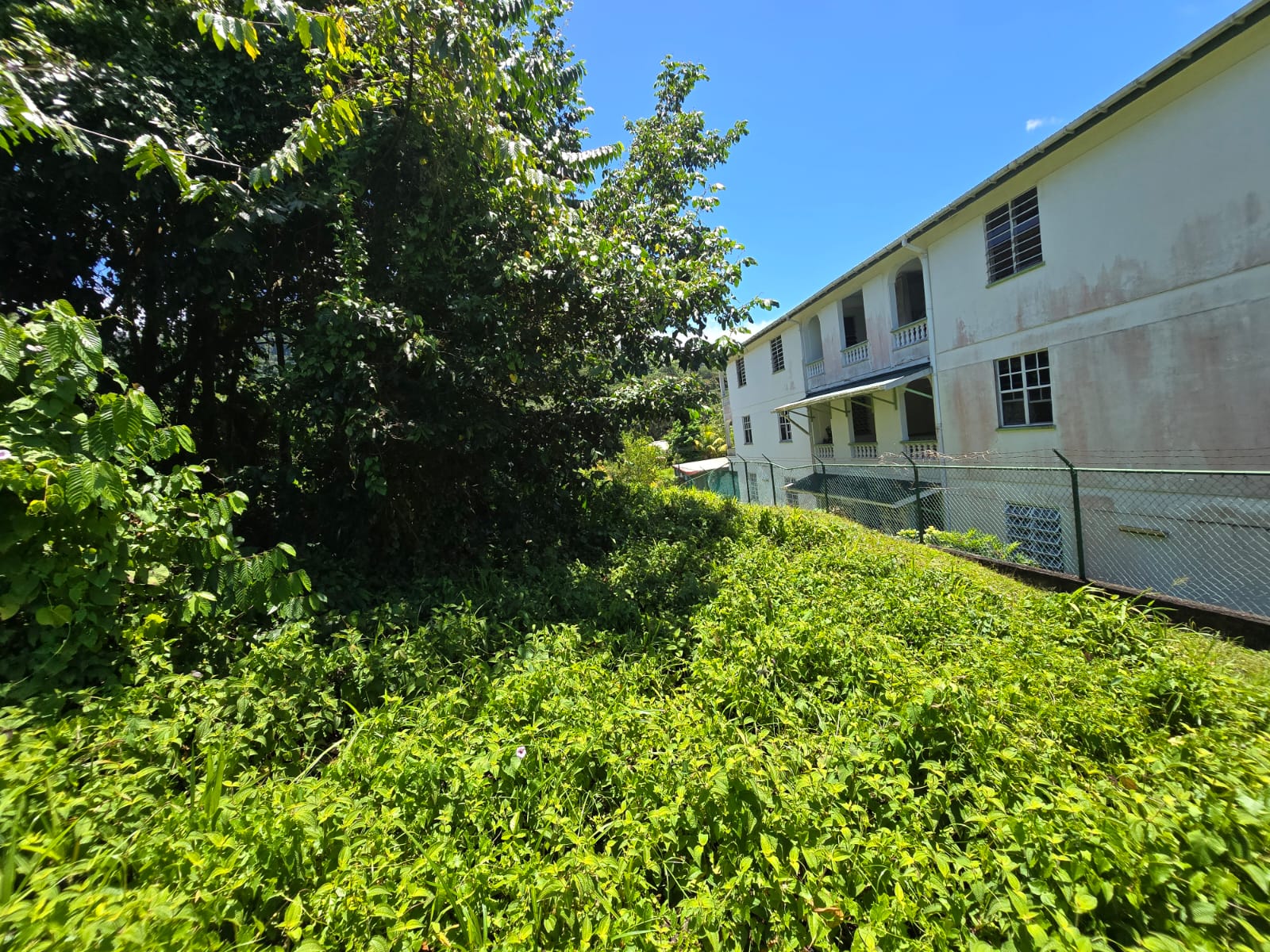 9,643 sqft residential lot in Picard Portsmouth, Dominica – EC$241,075 / US$90,290