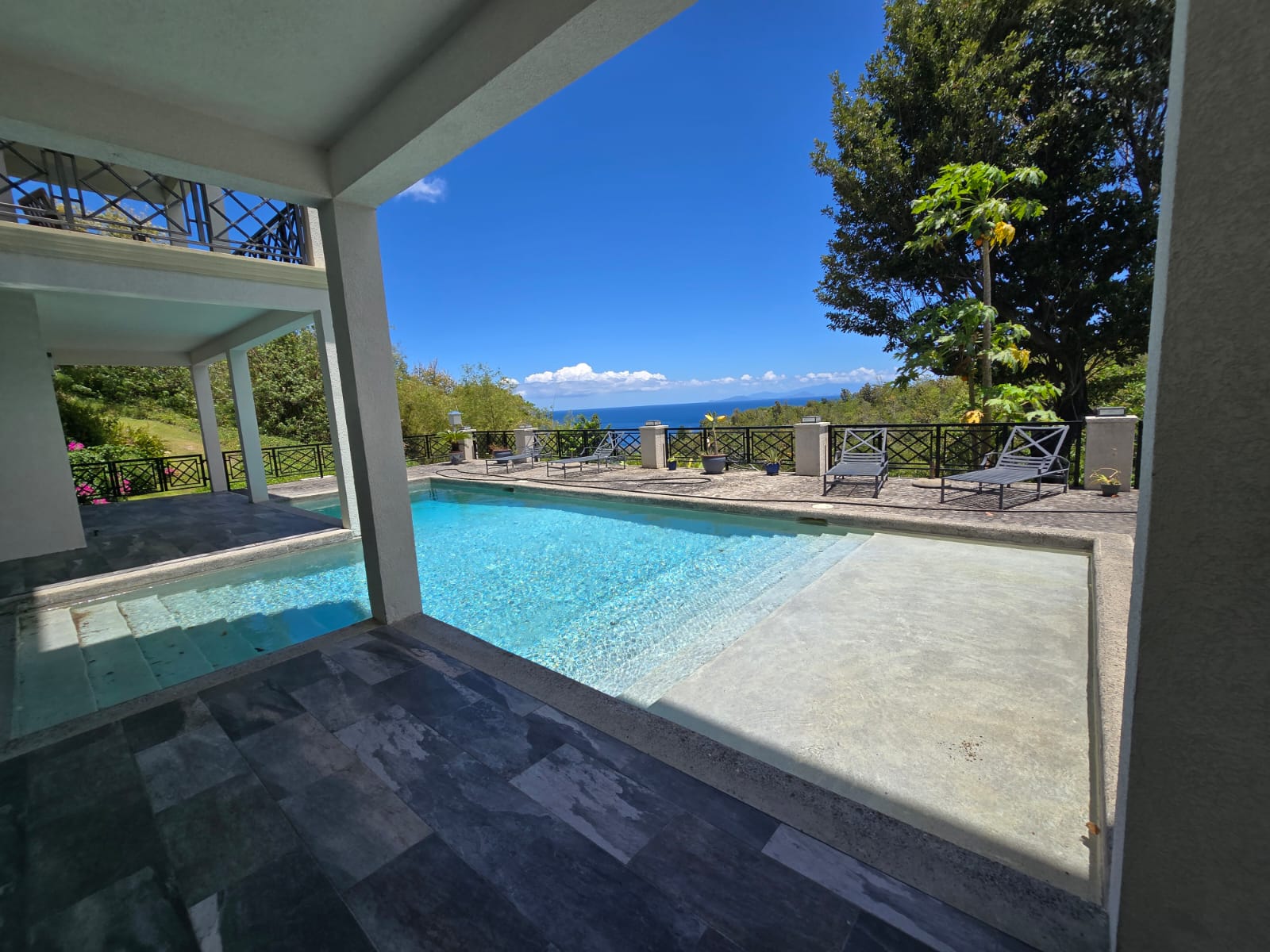 Exquisite and stunning 3-storey residential home for sale in Savanne Paille, Dominica – EC$4,537,223 / US$1,670,000