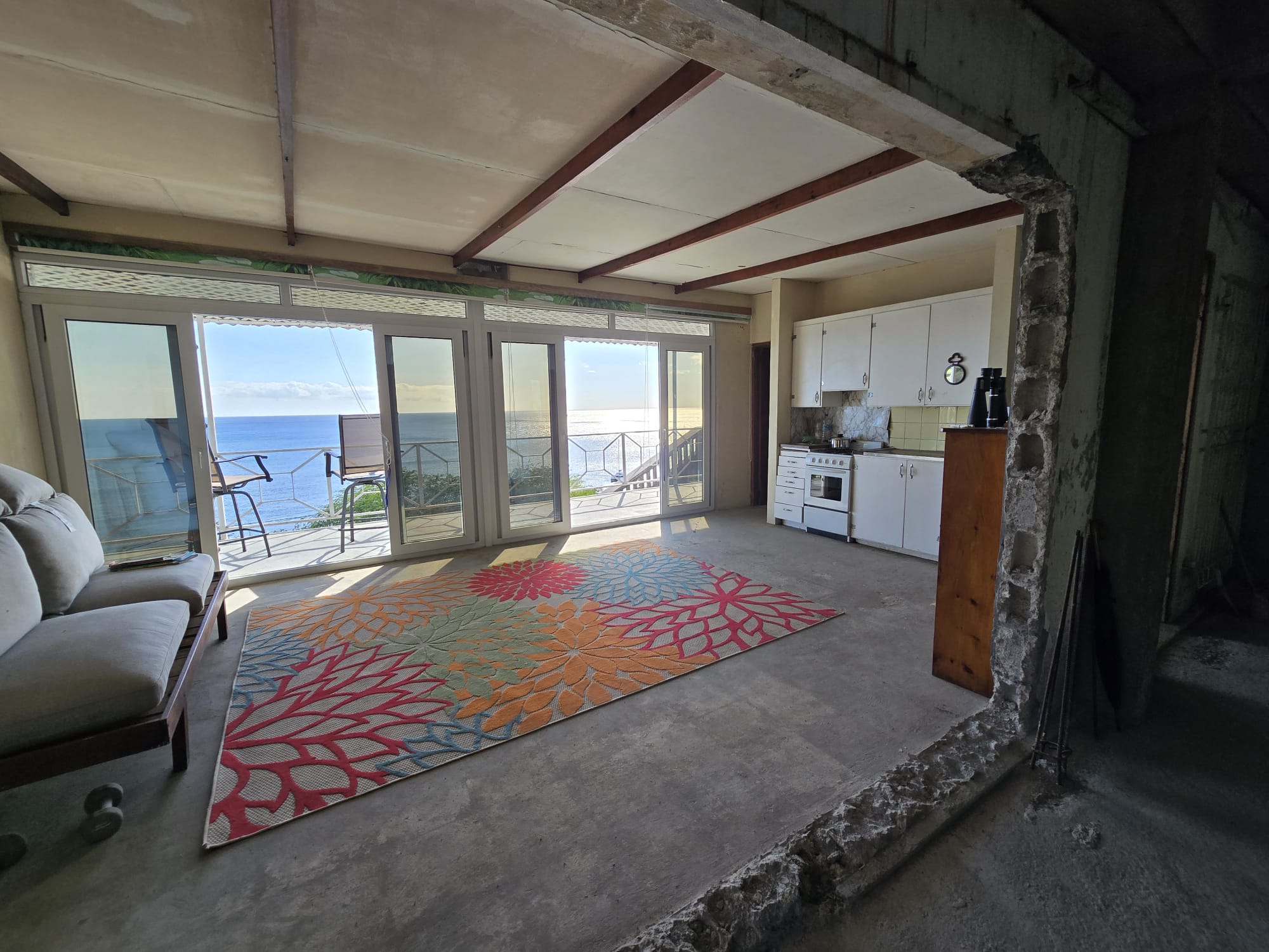 2 bedrooms , 1 bath house with studio in Mero, Dominica – EC$450,000 / US$168,539