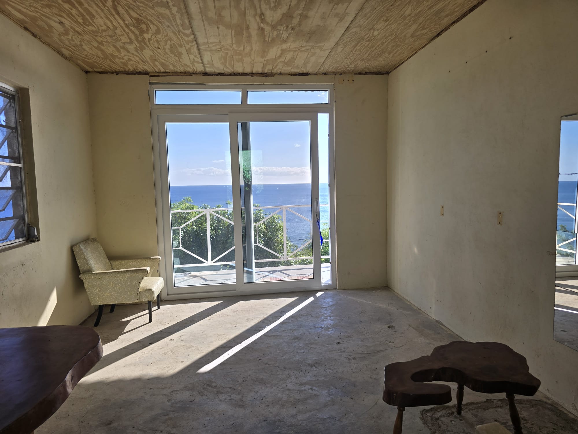 2 bedrooms , 1 bath house with studio in Mero, Dominica – EC$450,000 / US$168,539