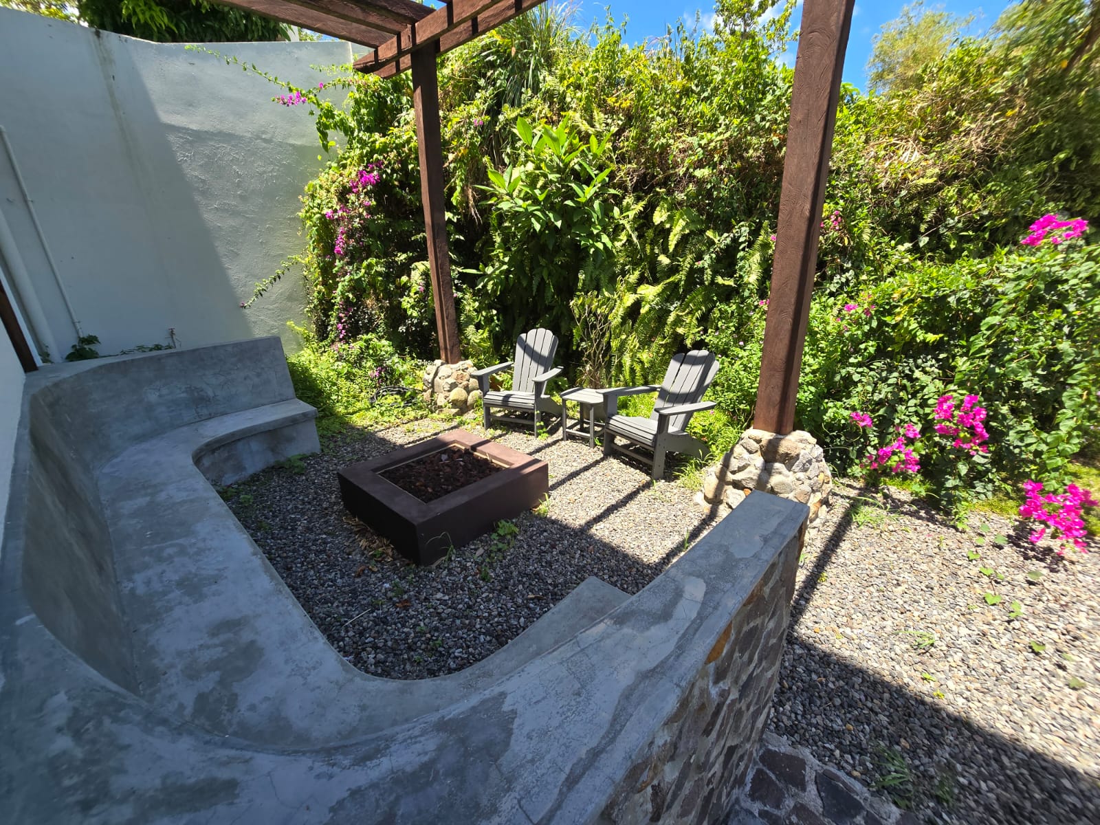 Exquisite and stunning 3-storey residential home for sale in Savanne Paille, Dominica – EC$4,537,223 / US$1,670,000