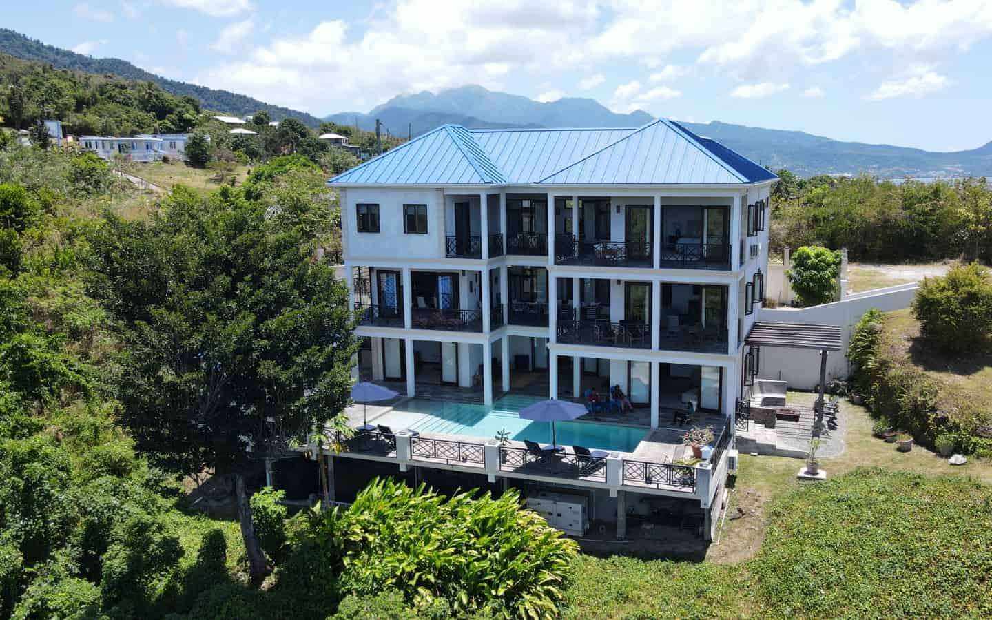 Exquisite and stunning 3-storey residential home for sale in Savanne Paille, Dominica – EC$4,537,223 / US$1,670,000