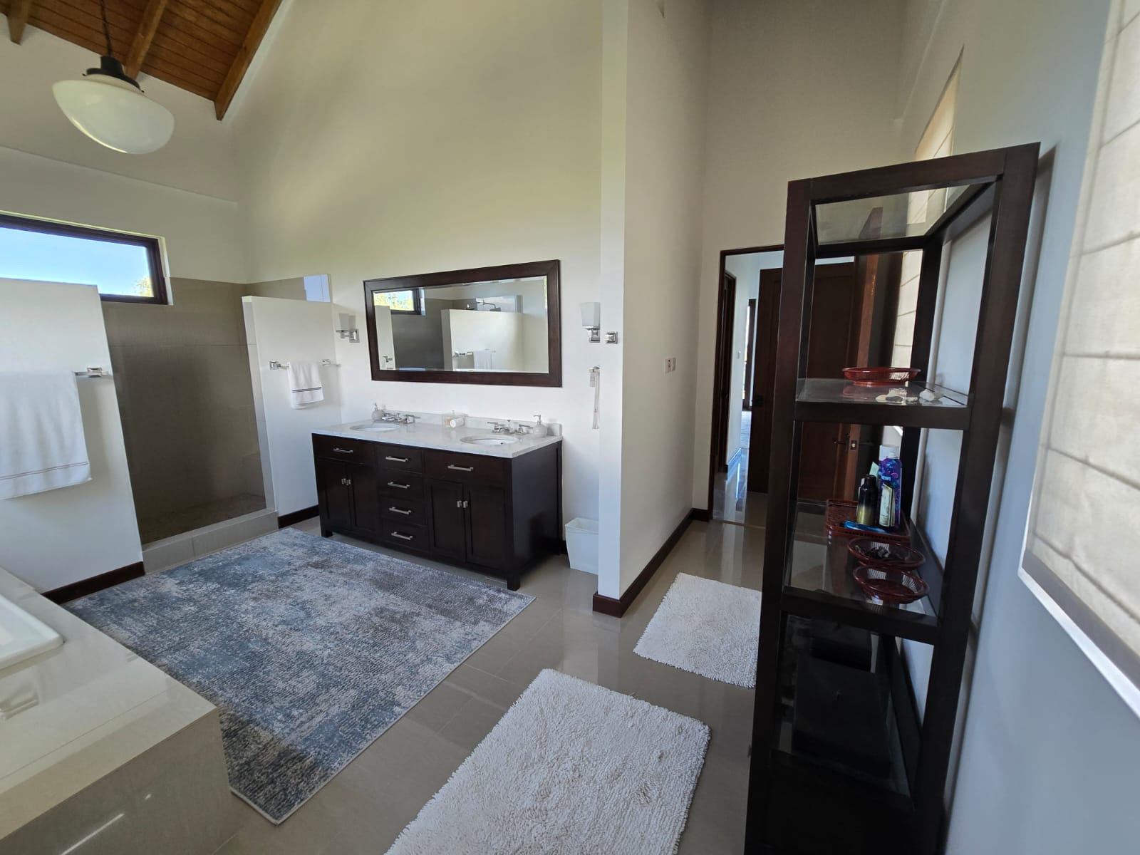 Exquisite and stunning 3-storey residential home for sale in Savanne Paille, Dominica – EC$4,537,223 / US$1,670,000