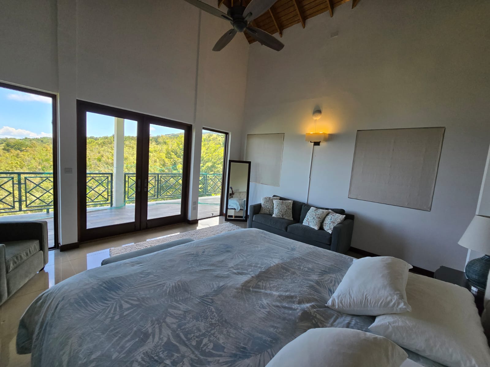 Exquisite and stunning 3-storey residential home for sale in Savanne Paille, Dominica – EC$4,537,223 / US$1,670,000