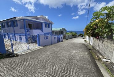3 bedrooms, 2 baths house for short term rent in Pointe Mitchel -EC$1087 / US$400 nightly