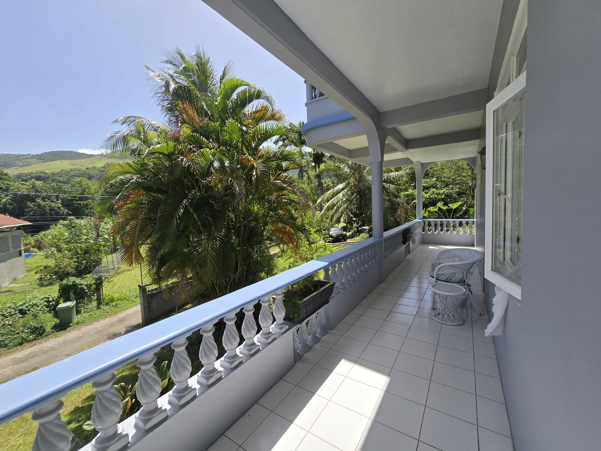 2 bedrooms, 1.5 baths for rent apt in Coco Bottom, Morne Daniel Dominica – EC$2500 /US$950