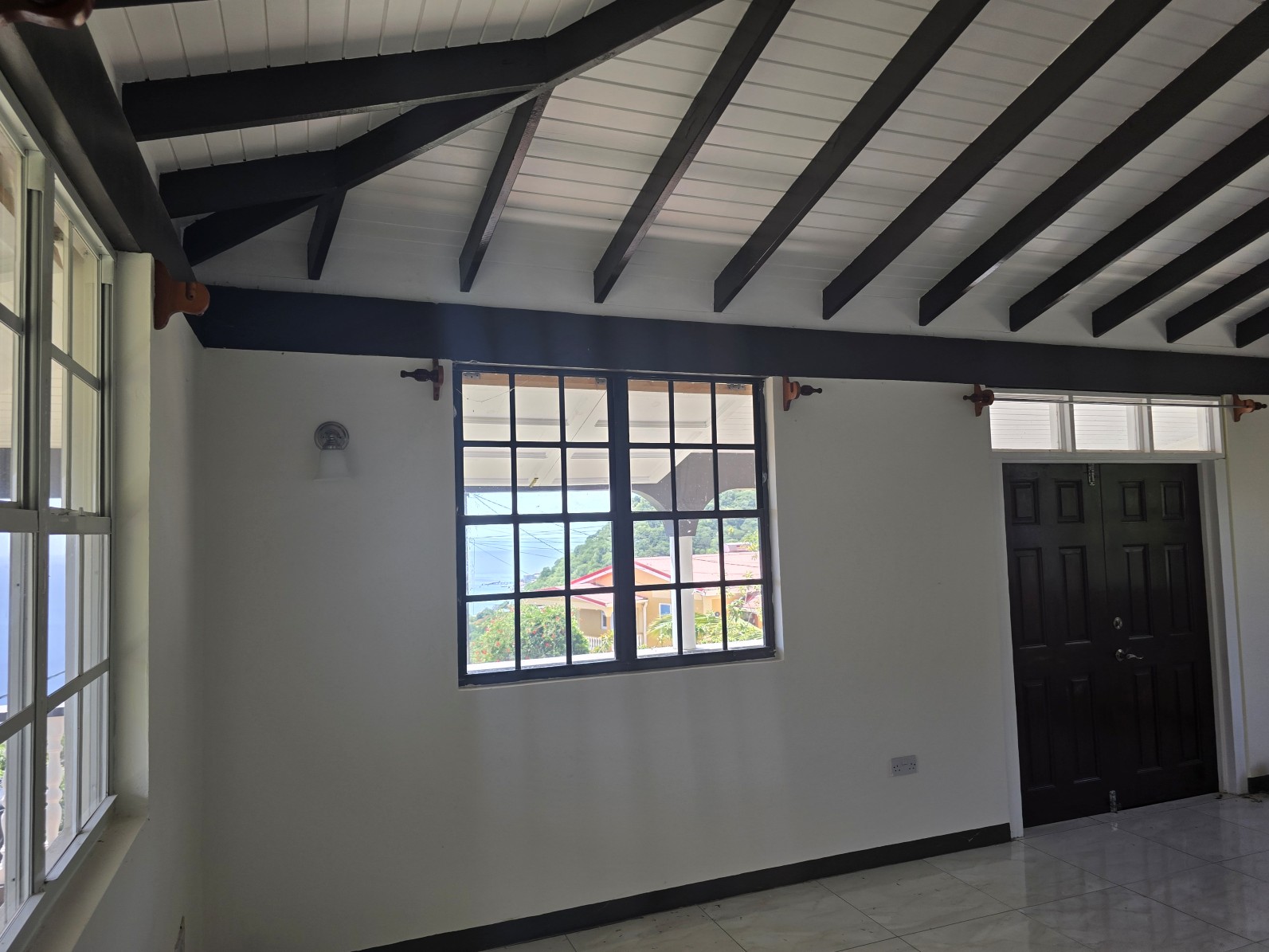 3 bedrooms, 2 baths unfurnished house for rent in Castle Comfort, Dominica – EC$2000 / US$750