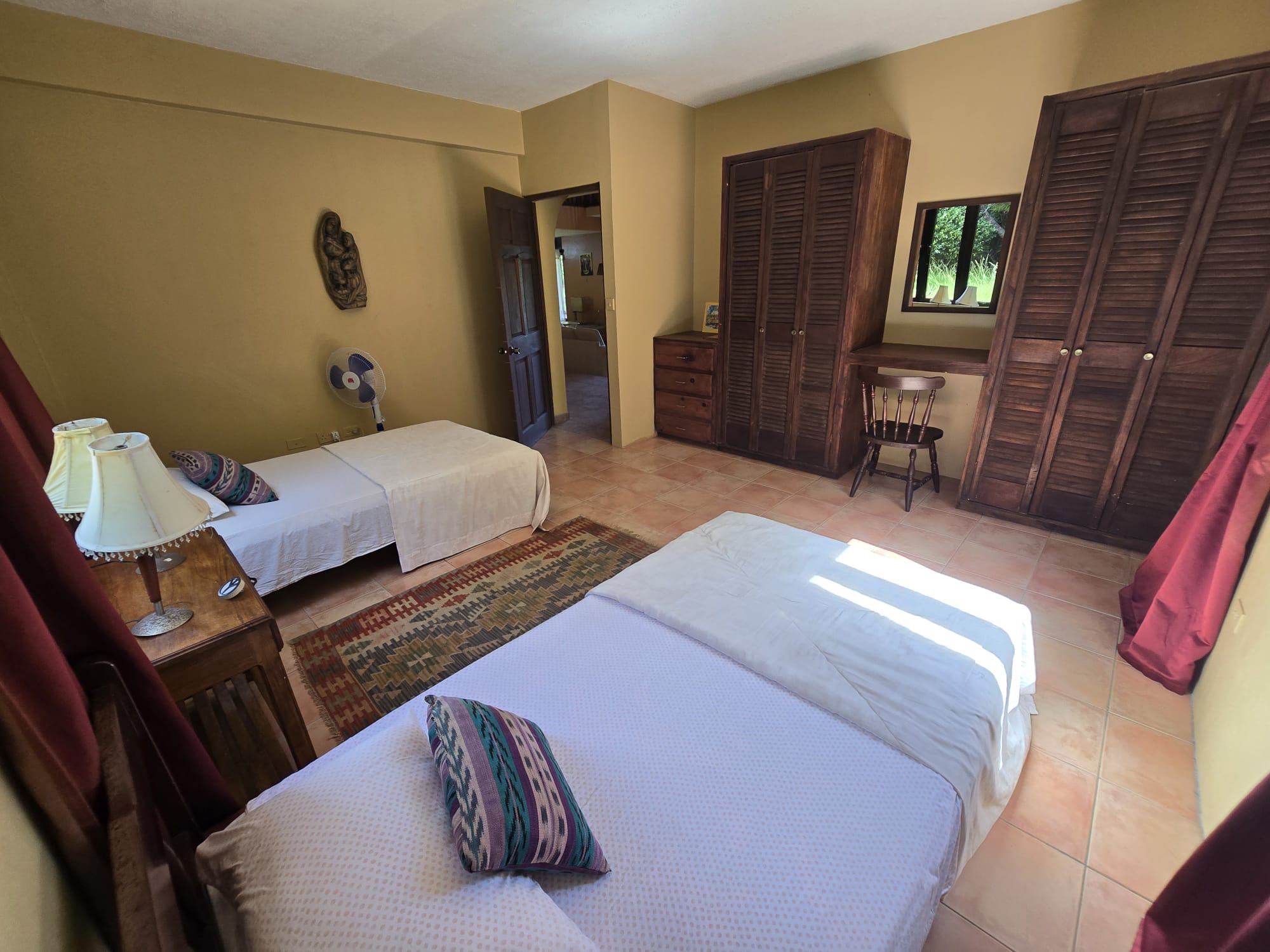 4 bedrooms, 3.5 baths residential property for sale in Cottage, Dominica. EC$3.5 Million / US$1.3 Million