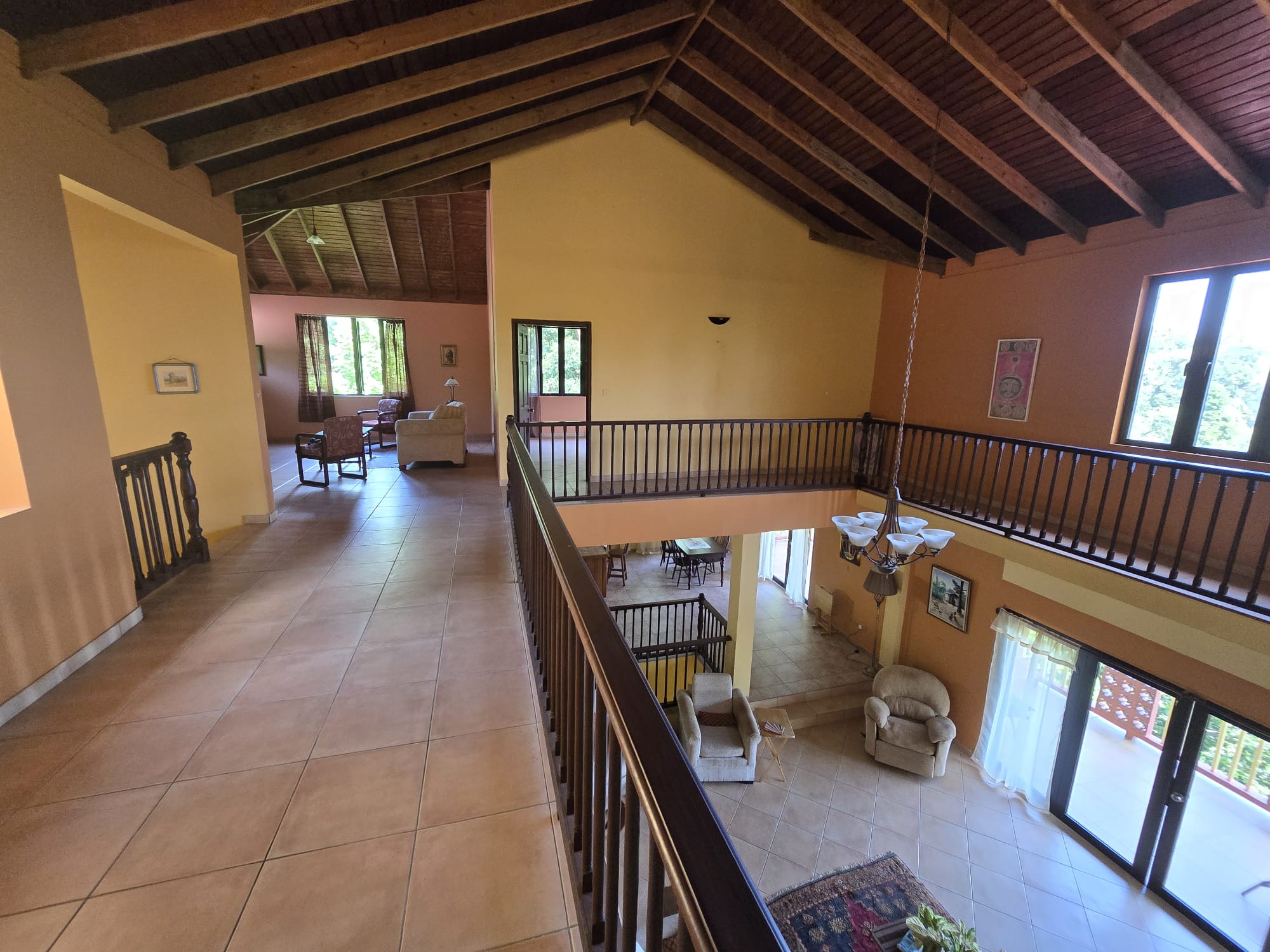4 bedrooms, 3.5 baths residential property for sale in Cottage, Dominica. EC$3.5 Million / US$1.3 Million