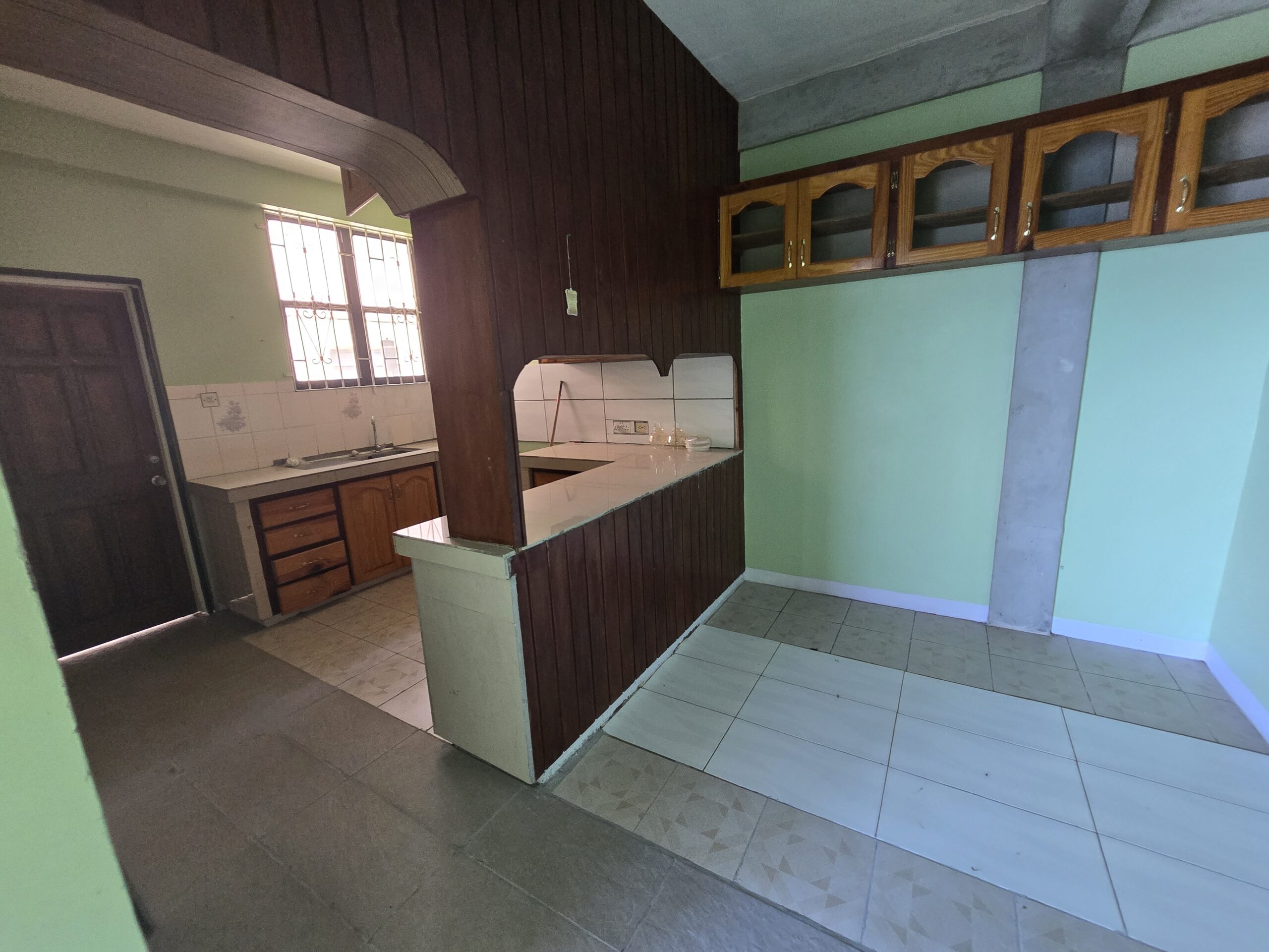 2 bedrooms, 1 bath unfurnished apartment for rent in Jimmit, Dominica – EC$850 / US$320 monthly