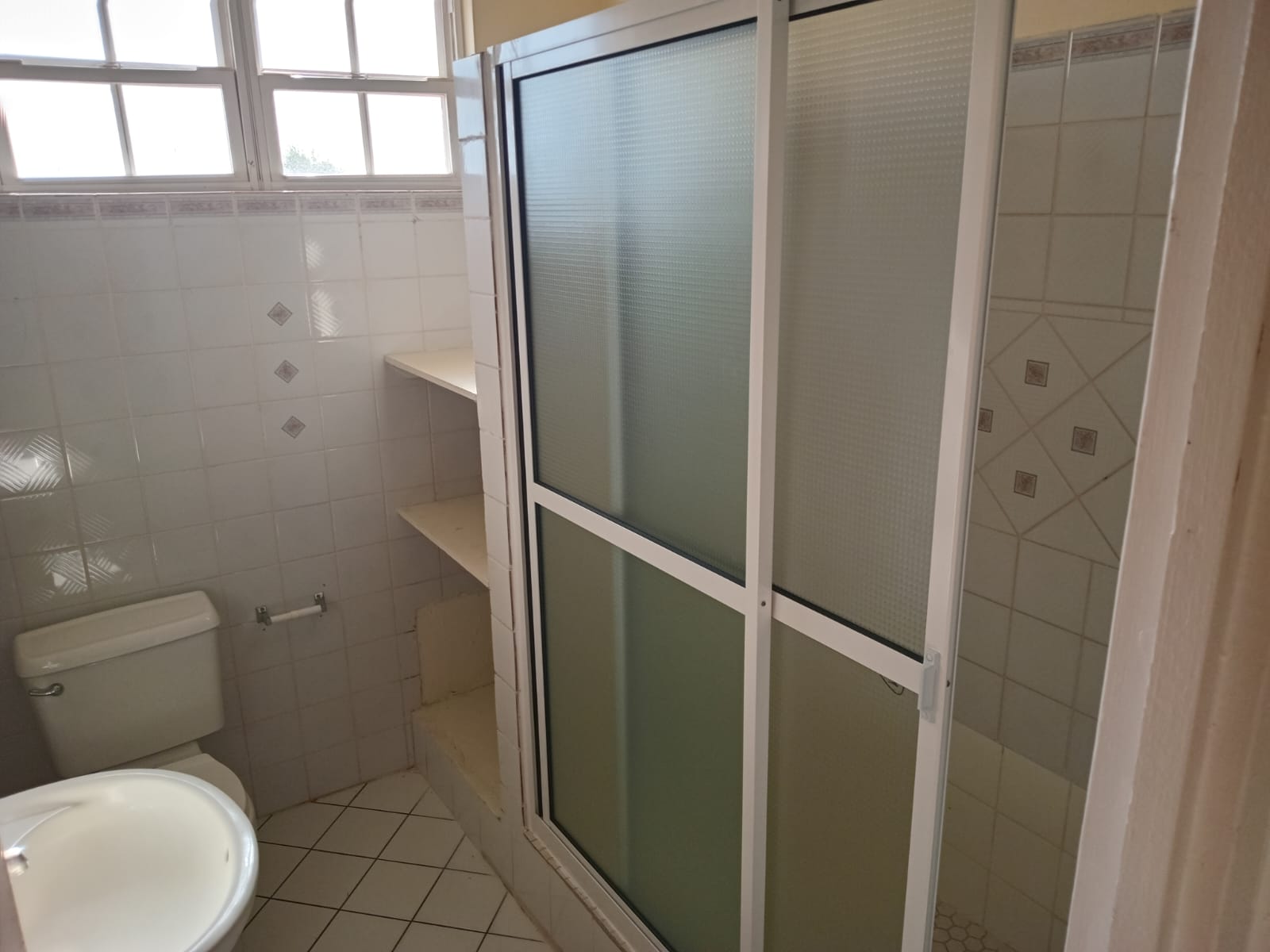 4 bedrooms, 2.5 baths house for sale in Belfast, Dominica – EC$995,000 / US$372,659