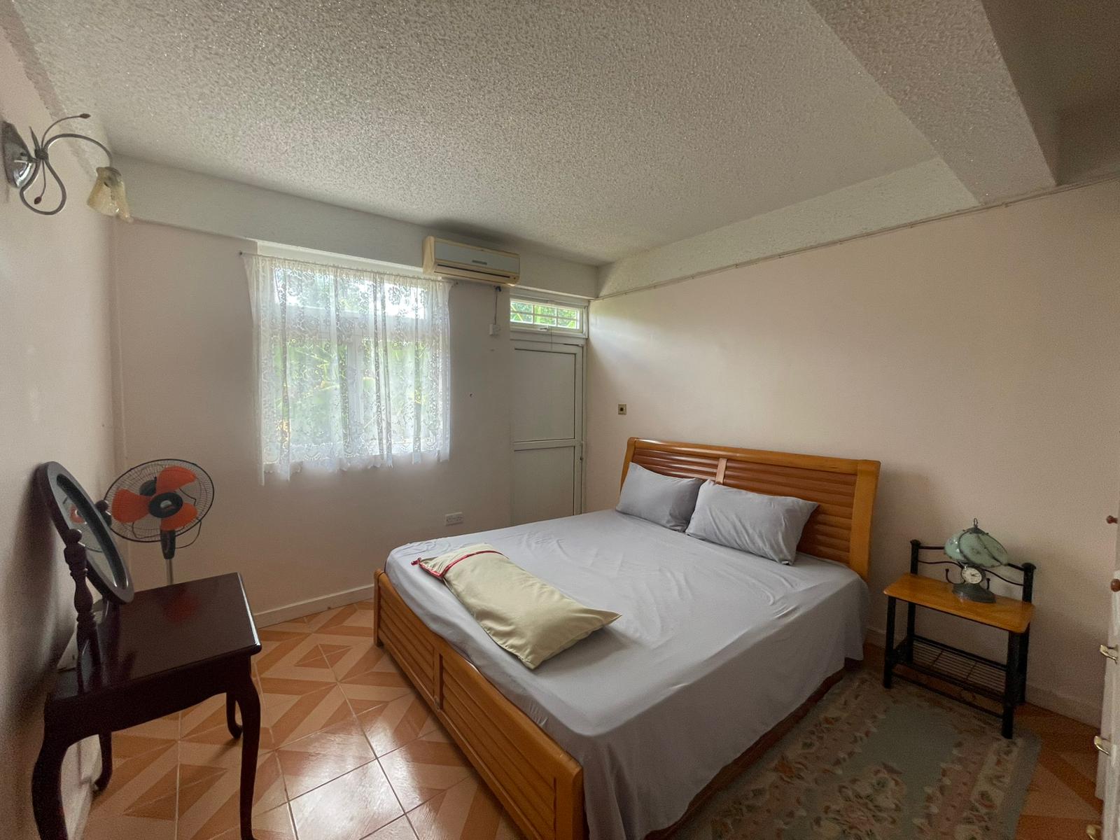 3 bedrooms, 2 baths apt for rent in Belfast, Dominica – EC$2100 / US$787 monthly