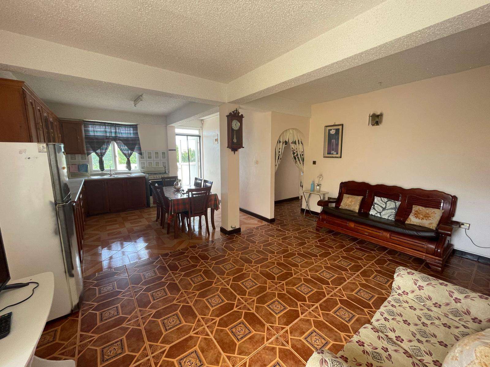 3 bedrooms, 2 baths apt for rent in Belfast, Dominica – EC$2100 / US$787 monthly